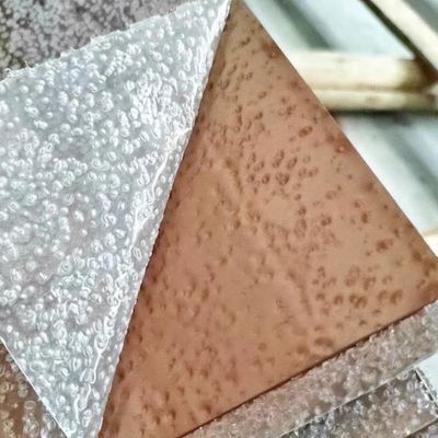 अच्छी कीमत आंतरिक डिजाइन के लिए हथौड़ा पैटर्न कला रंग स्टेनलेस स्टील शीट ऑनलाइन