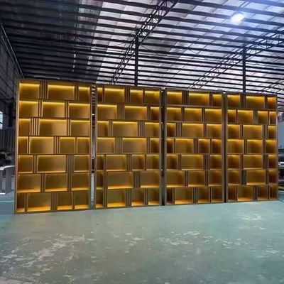 अच्छा दाम अनुकूलित धातु स्टेनलेस स्टील काला सोना लिविंग रूम डिस्प्ले कैबिनेट बुकशेल्फ ऑनलाइन