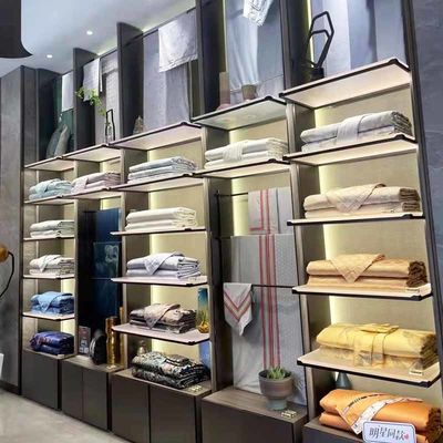 अच्छा दाम एंटीरस्ट SUS304 मेटल डिस्प्ले कैबिनेट्स सैंडब्लास्टेड स्टेनलेस स्टील डिस्प्ले स्टैंड ऑनलाइन