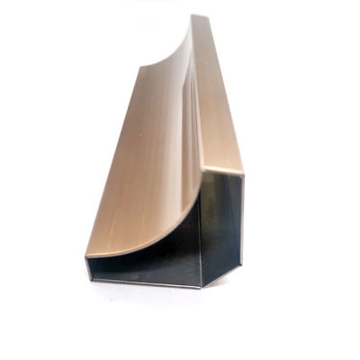 अच्छा दाम आर्क के आकार का स्टेनलेस स्टील ट्रिम स्ट्रिप्स रोज़ गोल्ड हेयरलाइन 10 मिमी 40 मिमी ऑनलाइन