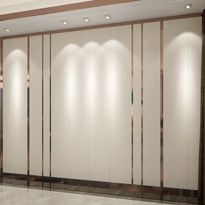 अच्छा दाम 304 सुपर 8K दर्पण अनुकूलित आकार शैंपेन सोना पीतल काला रंग स्टेनलेस स्टील टाइल ट्रिम ऑनलाइन