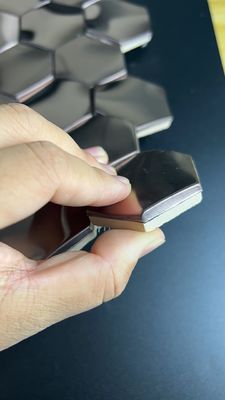 अच्छा दाम 316 स्टेनलेस स्टील शीट रंग धातु सजावटी शीट मोज़ेक टाइलें ऑनलाइन