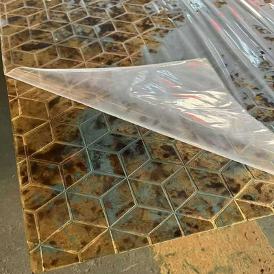 अच्छा दाम स्टेनलेस स्टील शीट रेट्रो सजावट शैली 304 स्टेनलेस स्टील लाल तांबा रंग स्टॉक अधिमान्य मूल्य होटल सजावट ऑनलाइन