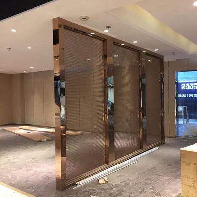 अच्छा दाम कस्टम होटल सुपरमार्केट सजावट धातु स्टेनलेस स्टील स्क्रीन विभाजन और कमरे विभाजक ऑनलाइन