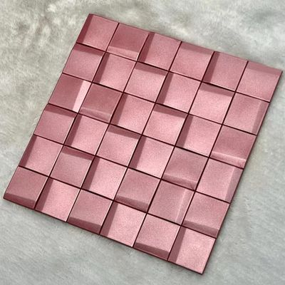 अच्छी कीमत एएसटीएम स्टेनलेस स्टील मोज़ेक टाइल पृष्ठभूमि 300*300 दर्पण परिष्करण धातु ऑनलाइन