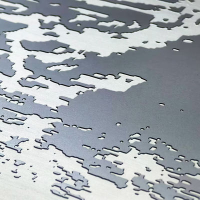 अच्छा दाम डीप एसिड एटिंग नई डिजाइन अच्छी गुणवत्ता Aisi Astm Sus 304 रंगीन उत्कीर्ण स्टेनलेस क्लेडिंग छत लिफ्ट दरवाजा सजावटी शीट प्लेट OEM ऑनलाइन