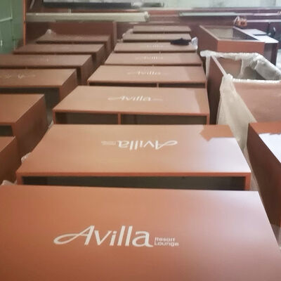 अच्छा दाम कस्टम स्टेनलेस स्टील प्लान्टर फ्लावर बॉक्स ऑनलाइन