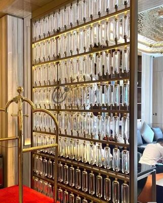 अच्छा दाम न्यूनतम पीवीडी कोटिंग टाइटेनियम दर्पण 8k पोलिश 304 स्टेनलेस स्टील स्क्रीन विभाजन कार्यालय और घर के लिए कमरे विभाजक ऑनलाइन