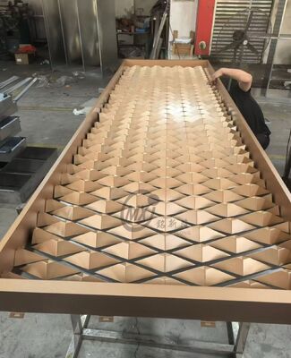 अच्छा दाम वाणिज्यिक स्थानों के लिए चिकनी स्टेनलेस स्टील फोल्डिंग स्क्रीन ऑनलाइन