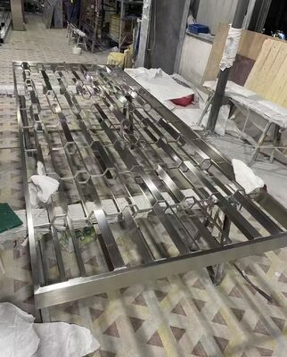 अच्छा दाम काले फिनिश के साथ स्टेनलेस स्टील रूम डिवाइडर ऑनलाइन